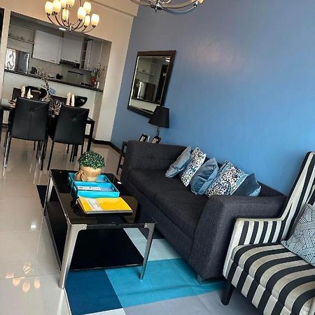 Suites De Marina Manila With Netflix Exteriör bild