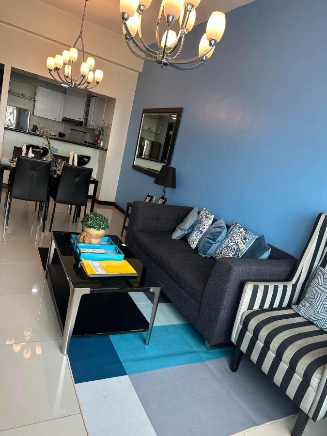 Suites De Marina Manila With Netflix Exteriör bild
